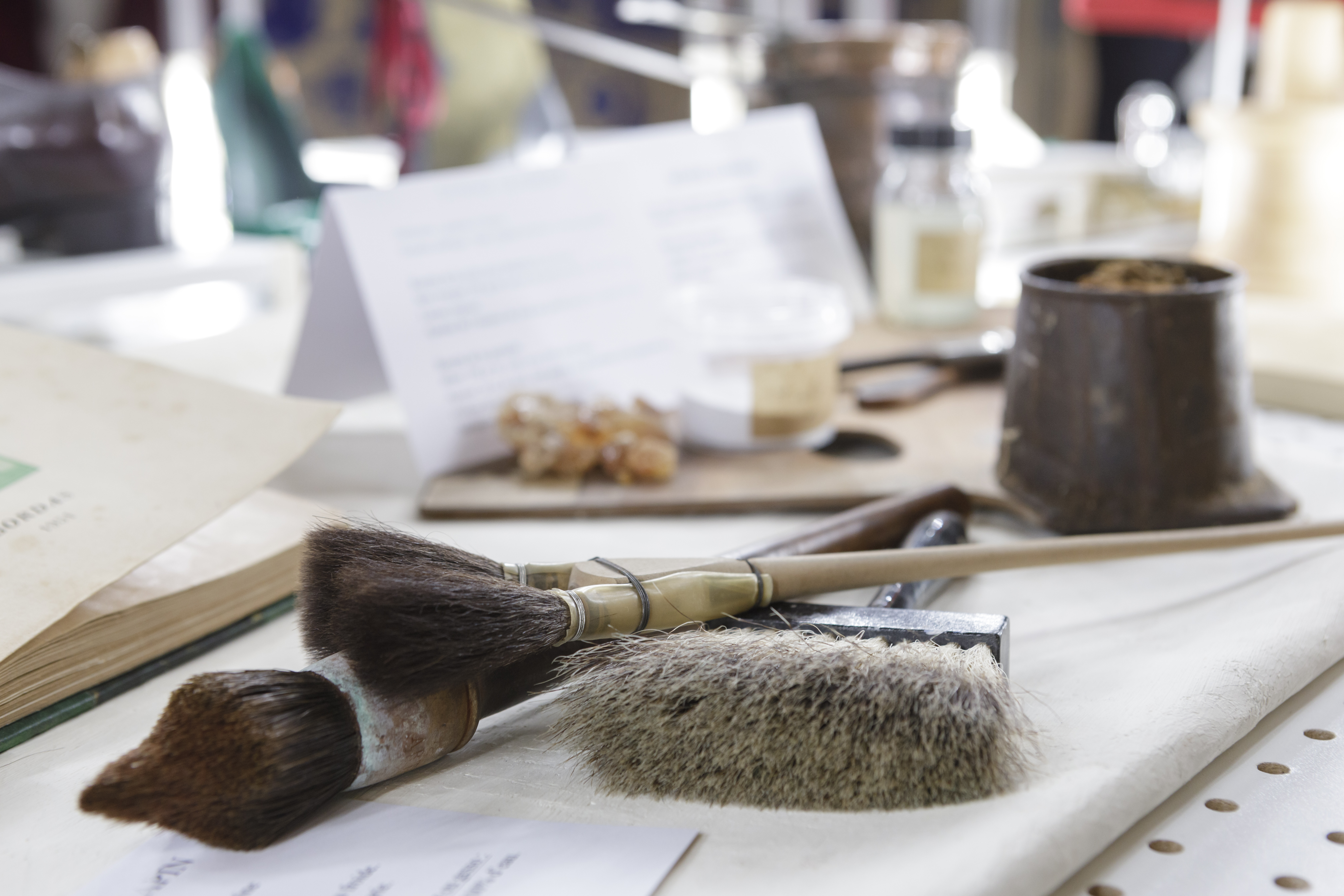 élément peinture en décor - Cérémonie de nomination - promotion 2022 ©MC_Mehrak Habibi