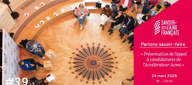 Affiche du webinaire avec une photographie d'une assemblée lors d'une conférence de l'Institut au Philanthro-Lab