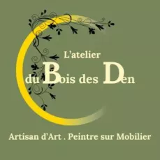 L'atelier du Bois des Den accorde une seconde vie aux meubles anciens en les restaurant et en les mettant au goût du jour.