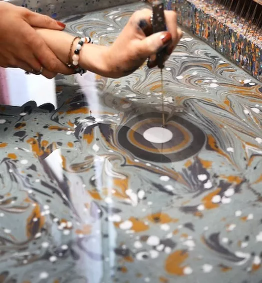 Cuve de marbrure, formation de motif