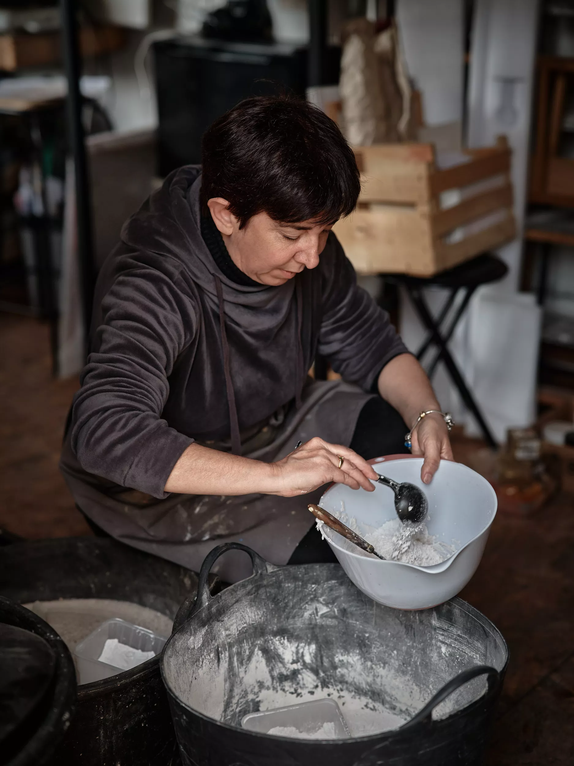 Fabrication de l'enduit pour fresque (sable, poudre de marbre, chaux)