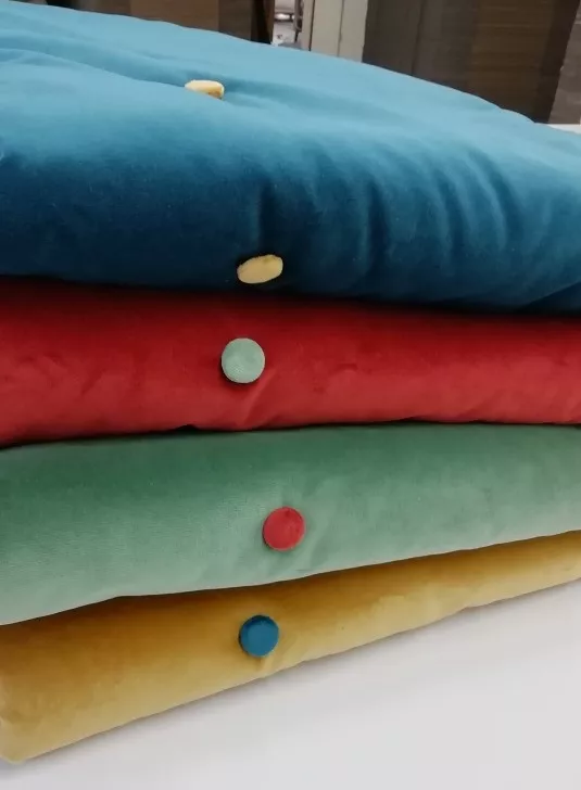 Plaids, courtepointes, confection sur-mesure avec finitions