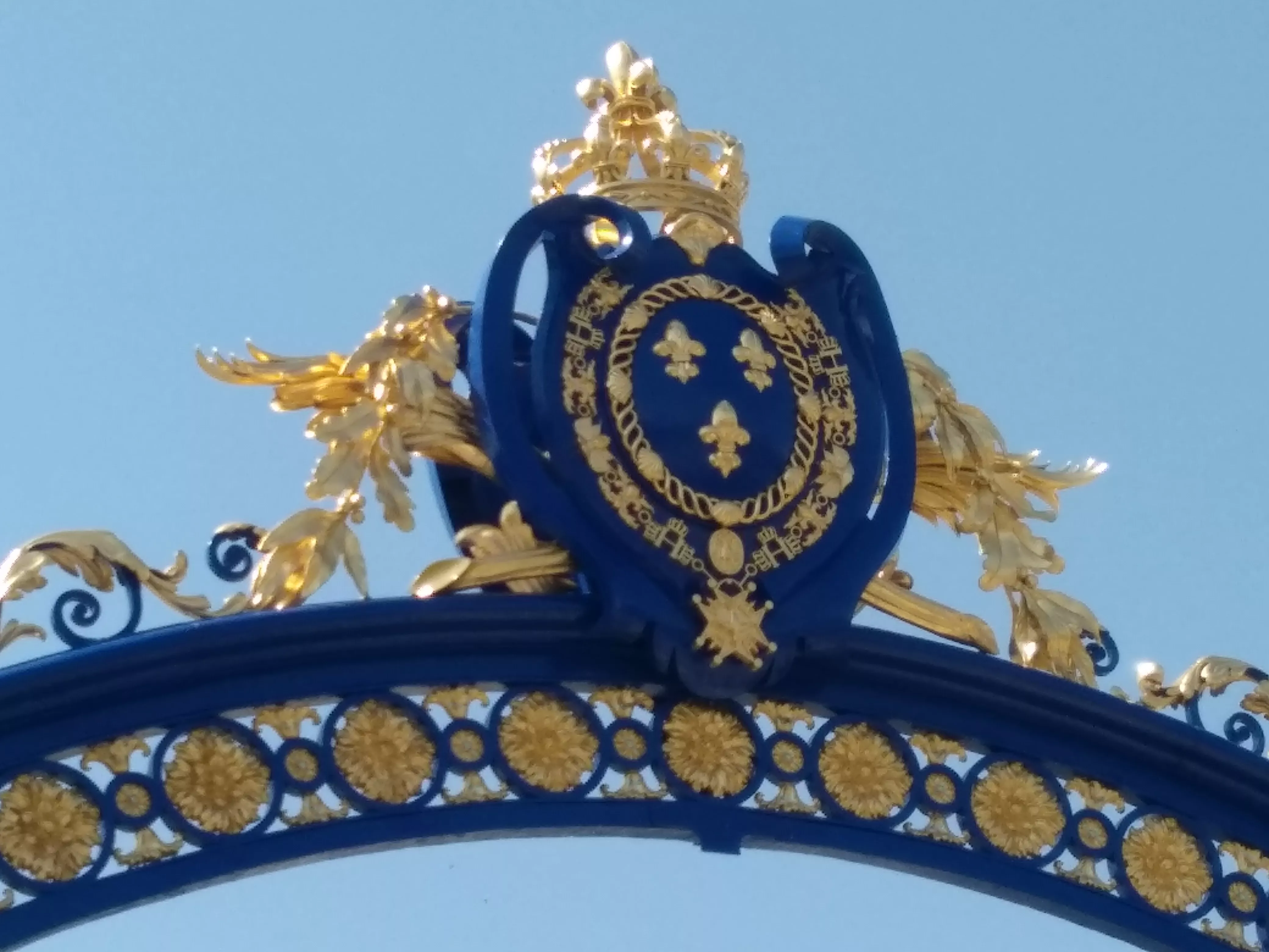 Restauration de la grille d'honneur - Esplanade des Invalides, Paris.