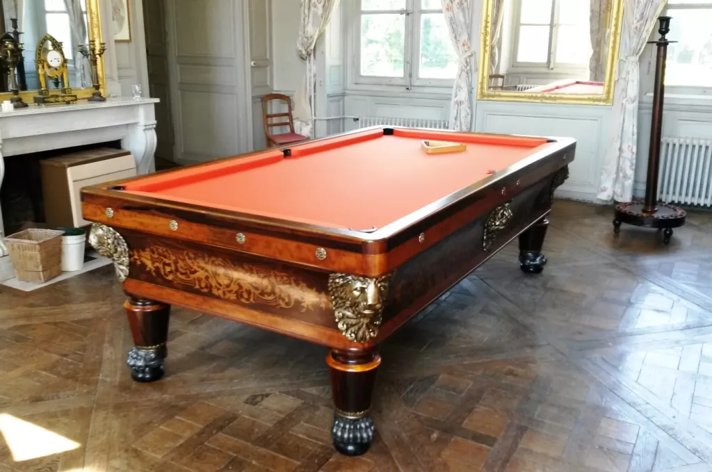 Restauration billard ancien et transformation en jeu Américain