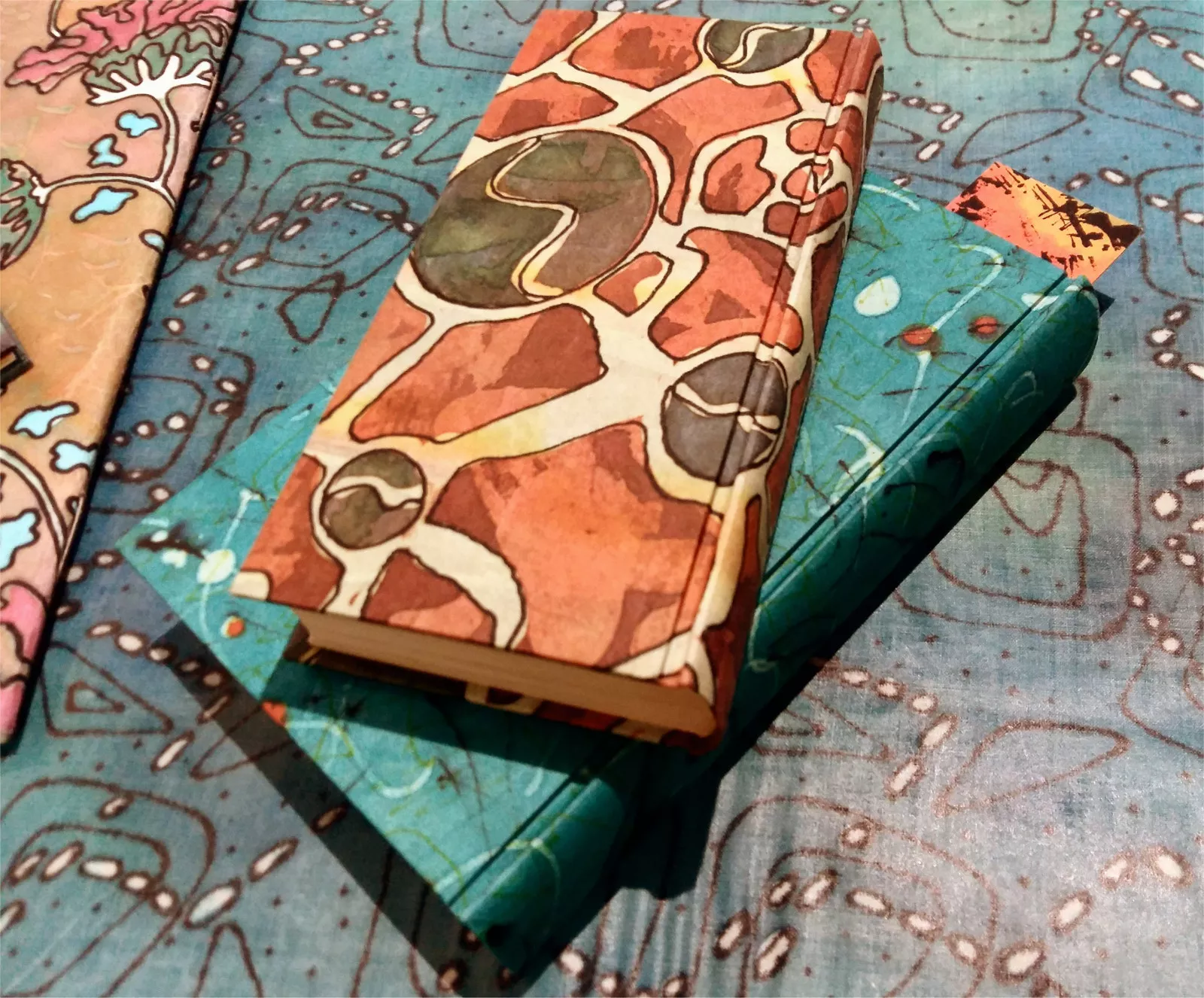 Reliures avec les papiers d'art de Mélanie Dusarse  relieur S.Thomas 