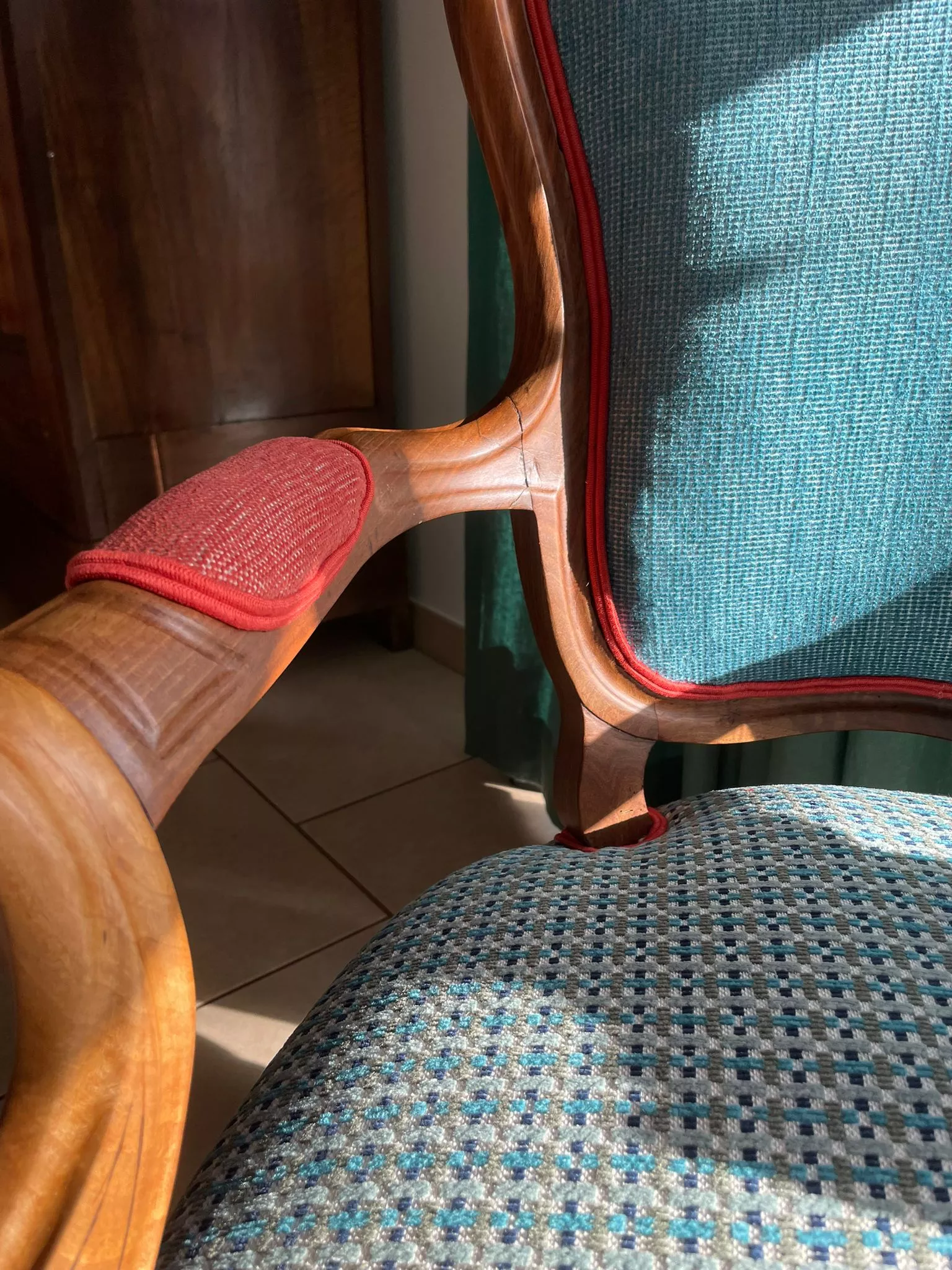 Restauration d'un fauteuil Louis Philippe