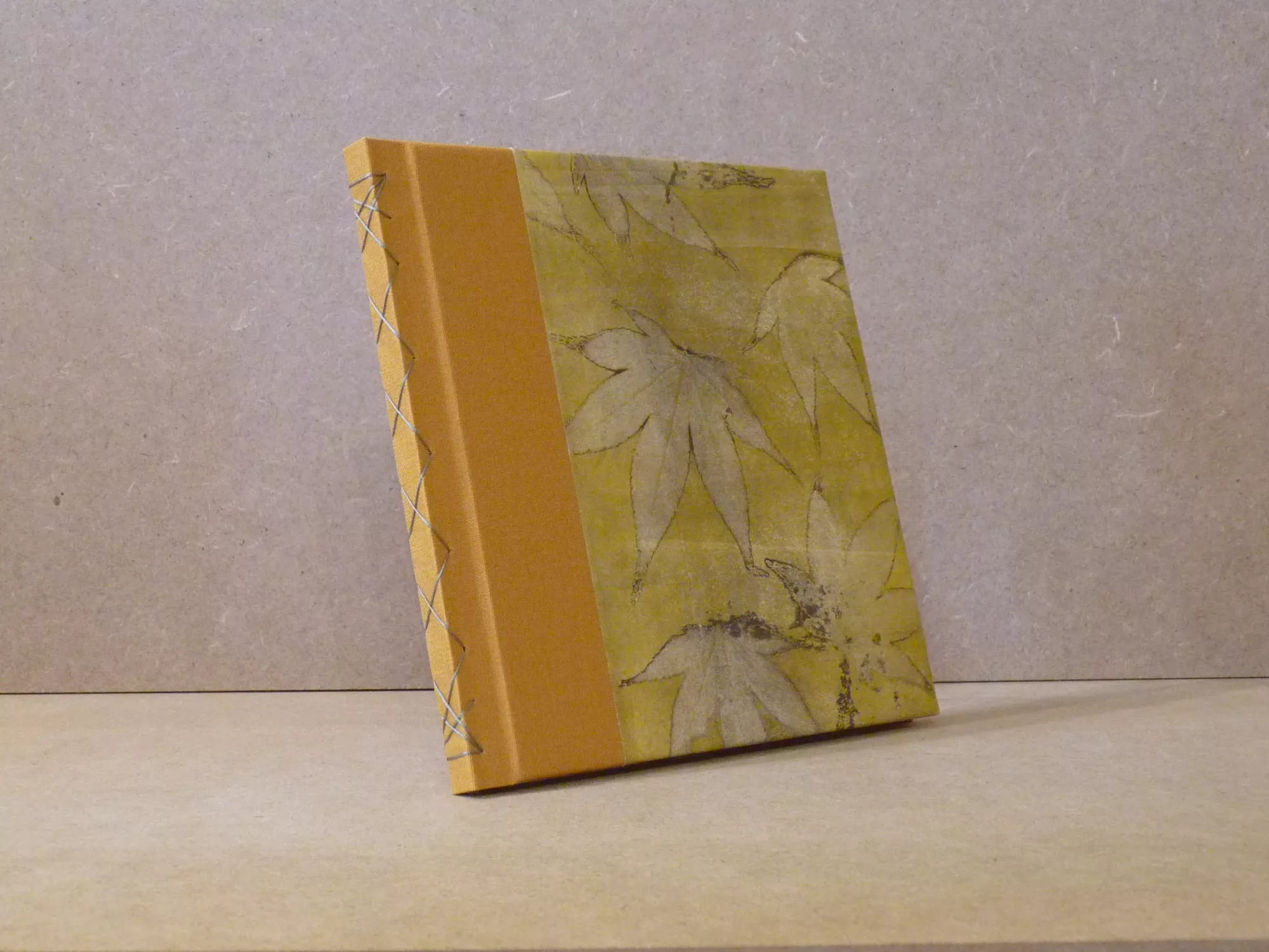 Carnet à dessin 16x16cm Reliure Japonaise et Monotype