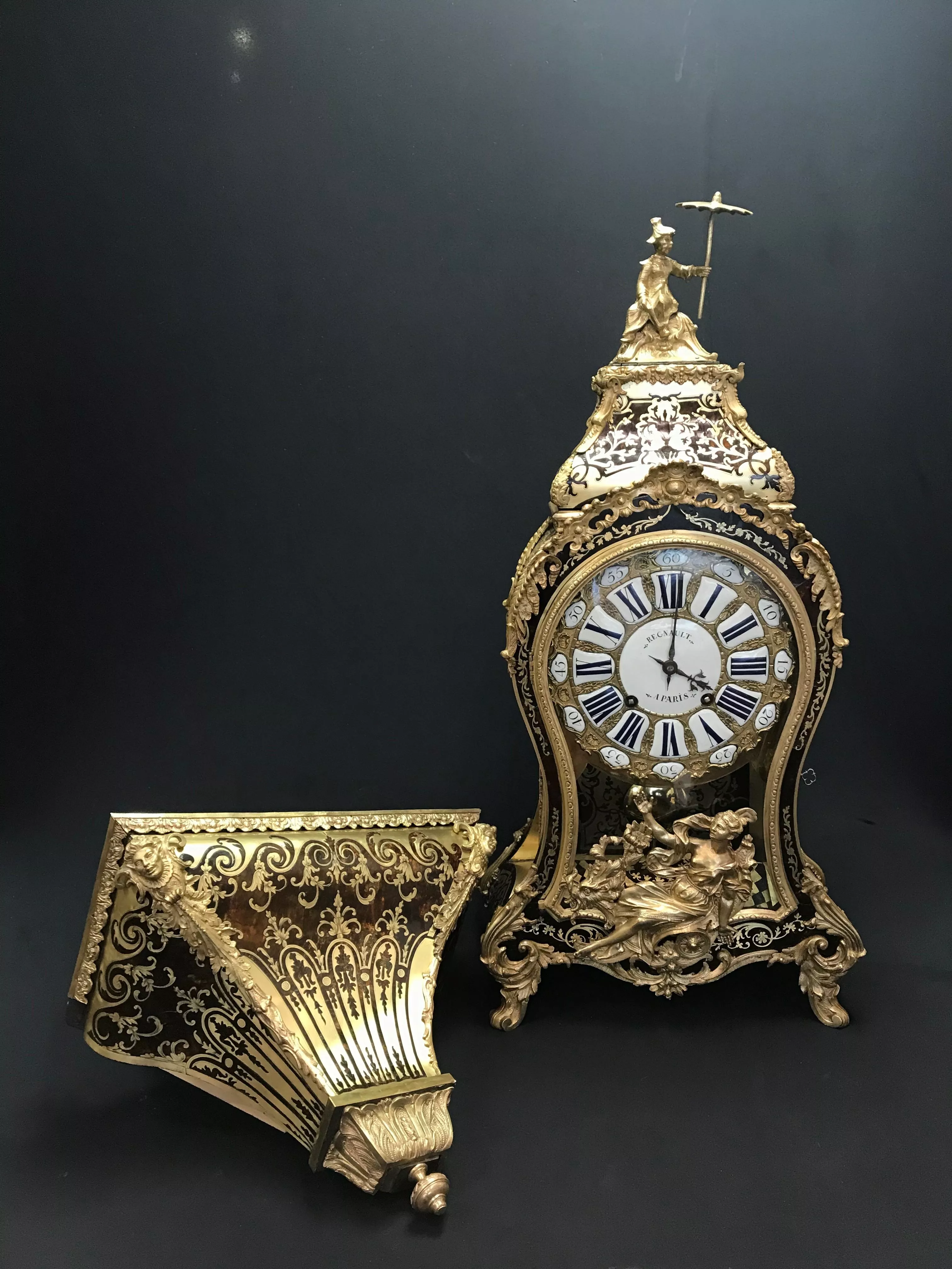 Cartel Régence en marqueterie Boulle après restauration