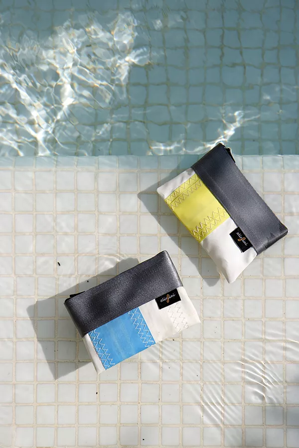 Porte-monnaie en voile de bateau usagée