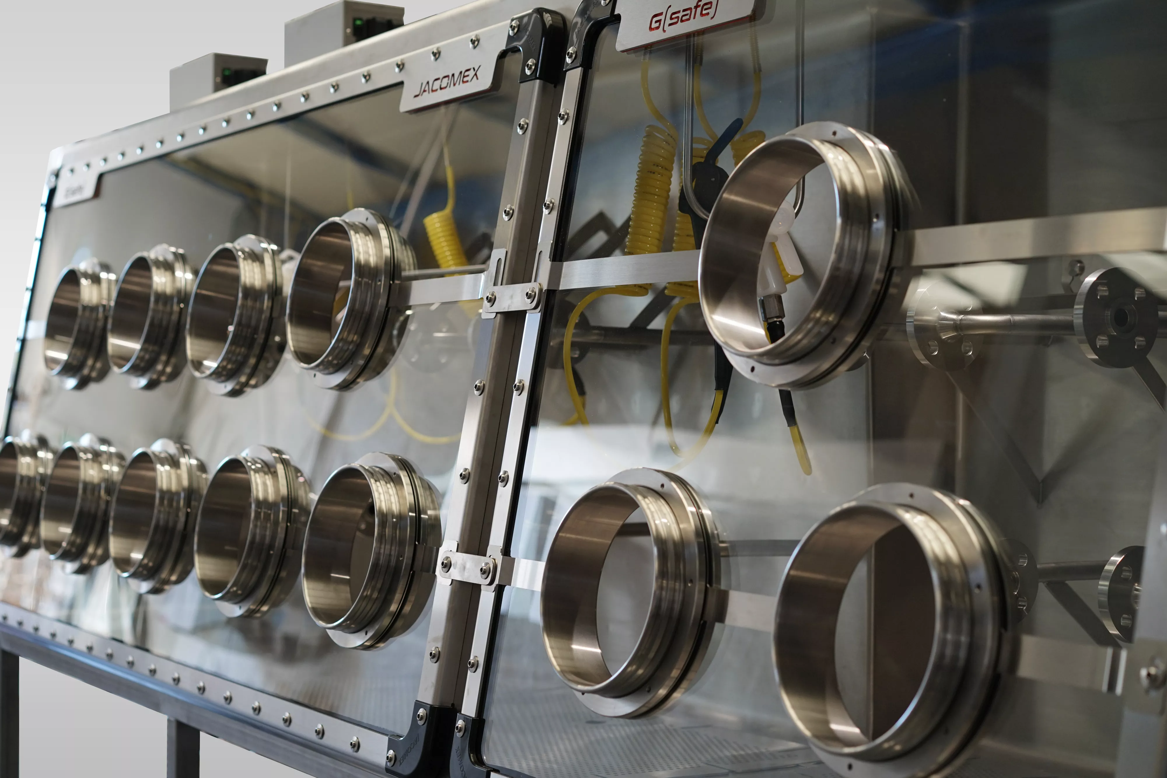 Boite à gants en inox pour la chimie