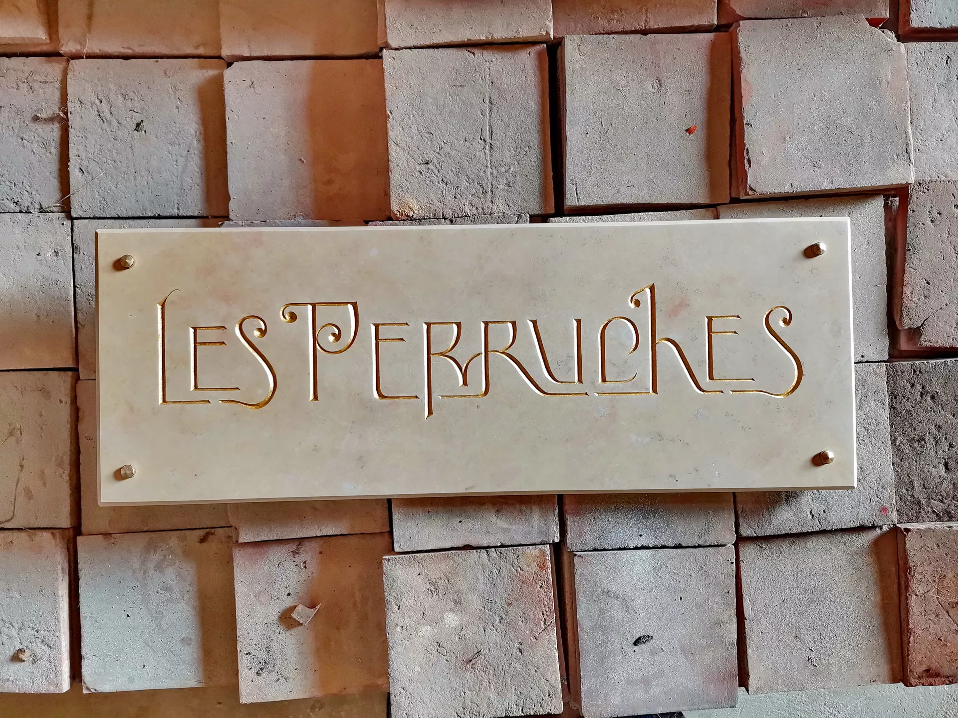 Gravure d'un lettrage de style Art Nouveau