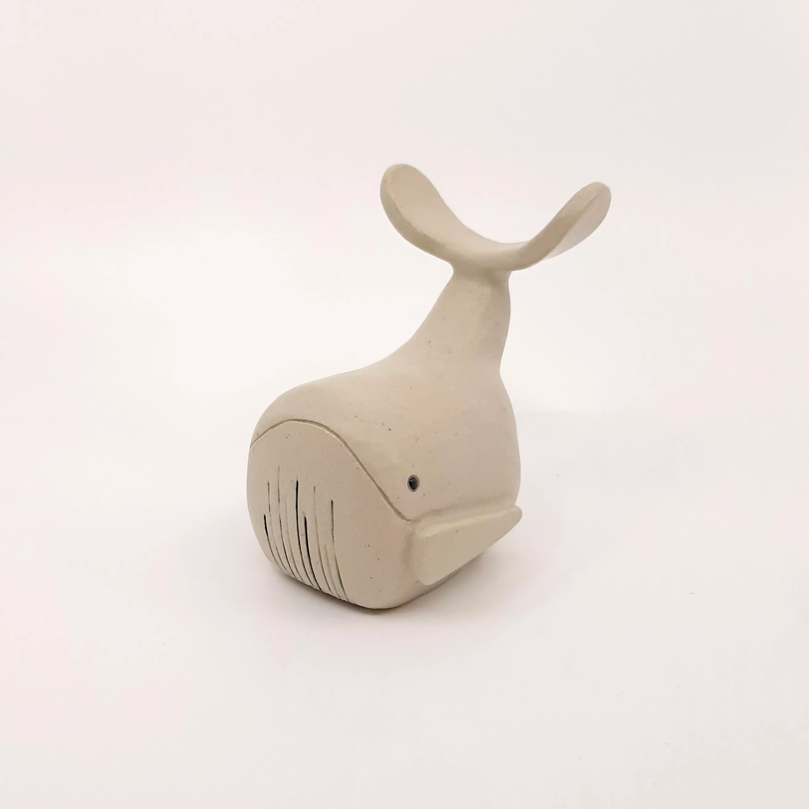 atelier-kaolin-sculpture-baleine-ceramique