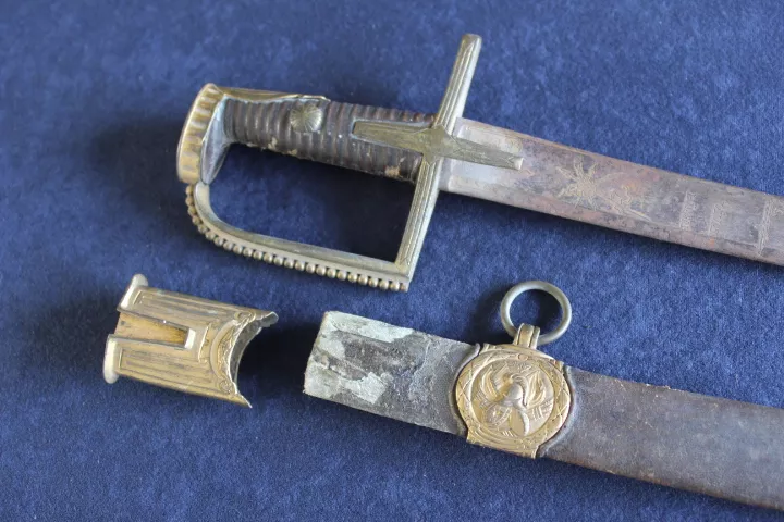 Sabre de Hussard du Directoire, garde à l'Allemande 