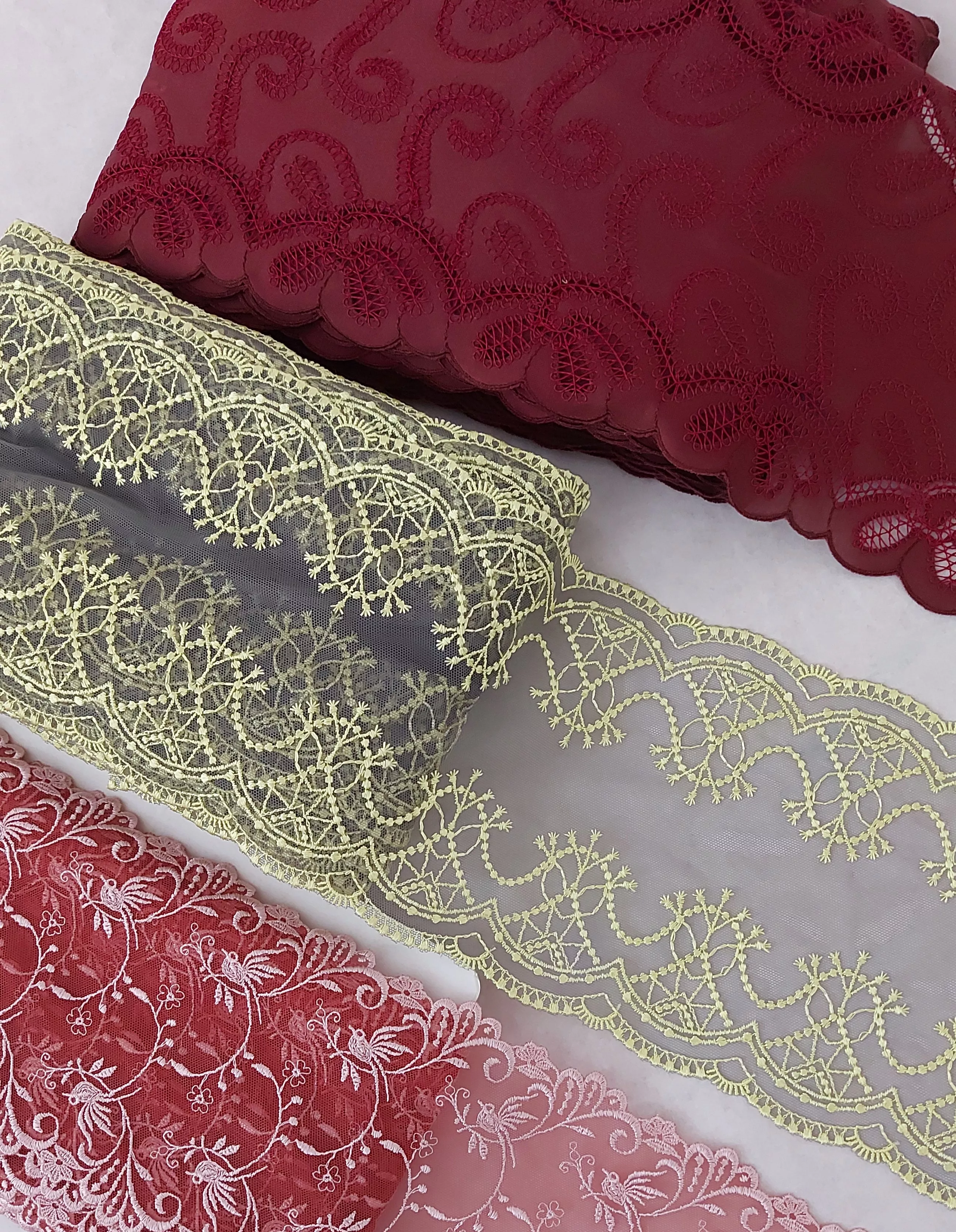 grand choix de broderies