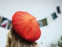 Béret femme en feutre de laine et fibres de soie, dégradé de rouge