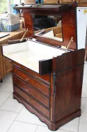 Restauartion d'une commode de toilette Napoléon III