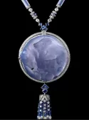 Pendentif en calcédoine de la Maison Cartier