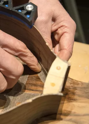 ©Susanna Pozzoli, Homo faber 2022, Mathieu Pradels, luthier