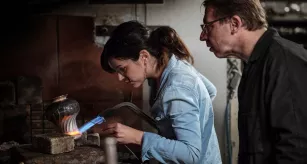 Mélissa et Nicolas Marischael - Orfèvrerie © Julie Limont - Mémoire de savoirs